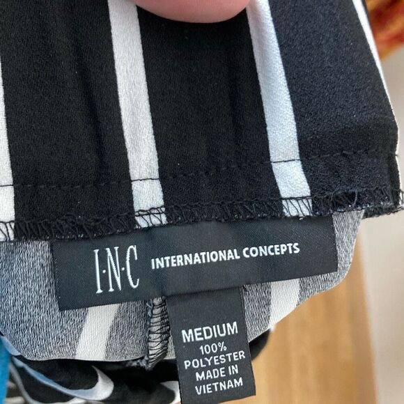 INC International Concepts Cropped Slacks/Pant with Tie Front Size Medium (C18) - Picture 6 of 10